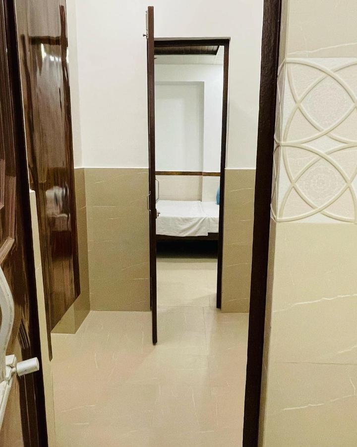 Hotel Dileep42 ลัคเนา ภายนอก รูปภาพ